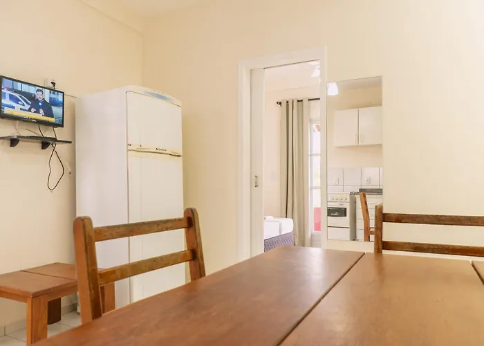 Hanna Amsterdam Praia Hotel